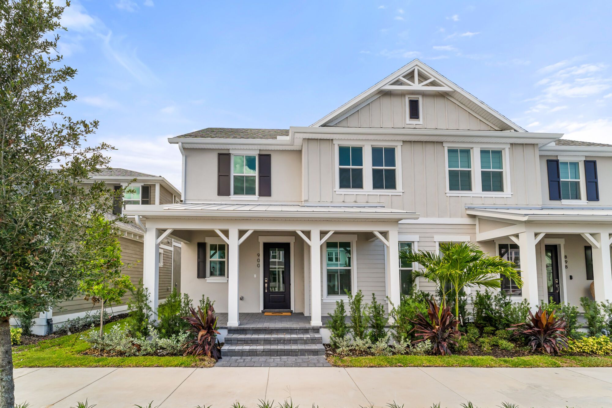 900 SW NEWFIELD AVE (Felicia)
