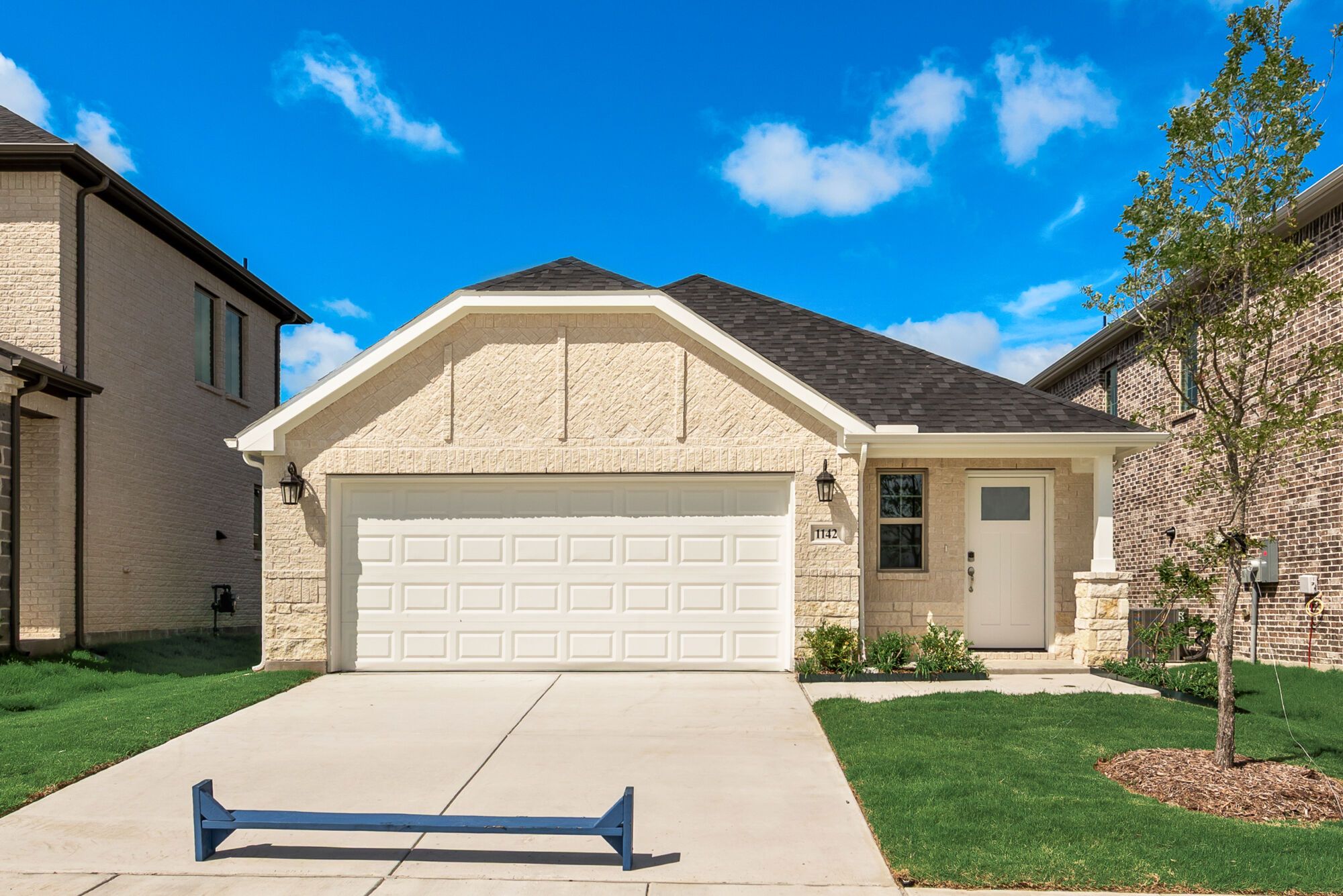 1142 Redcoat Drive