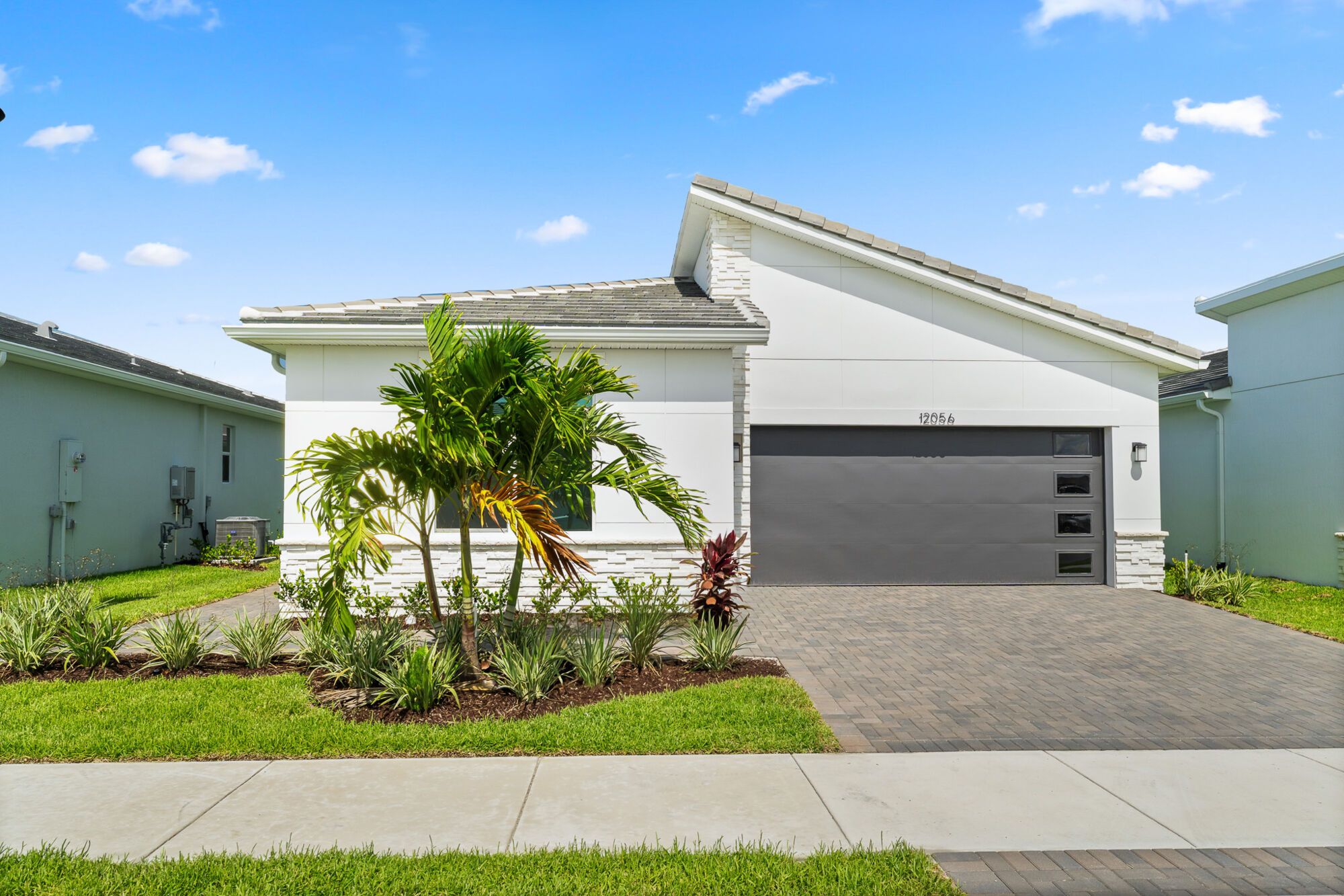 12056 SW PANTONE ST (Eden Grand)