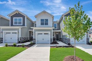 16 SERPENS DR (Hallie)