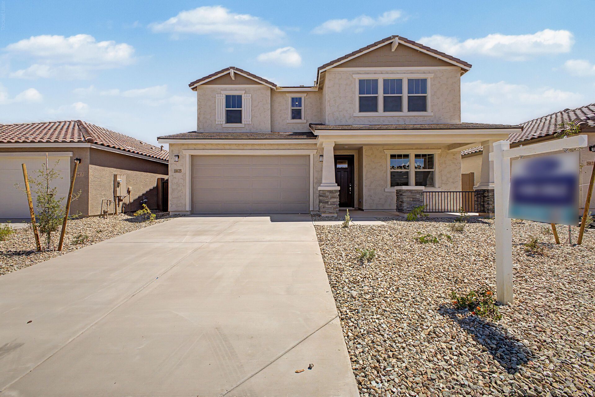 19425 W Loma Ln