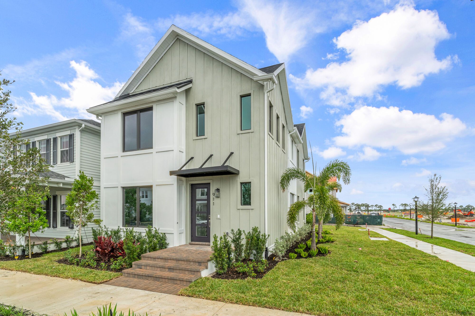 911 SW NEWFIELD AVE (Marguerite)