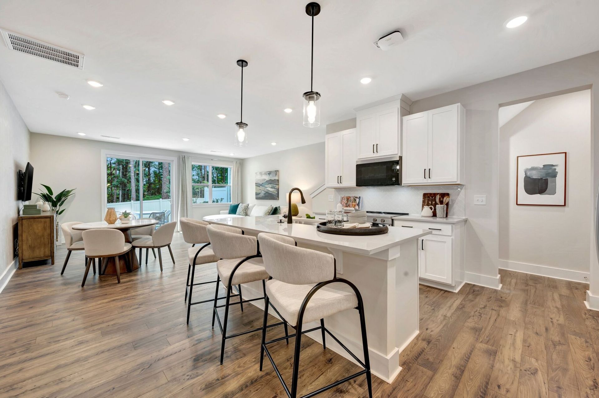 Hallie Kitchen