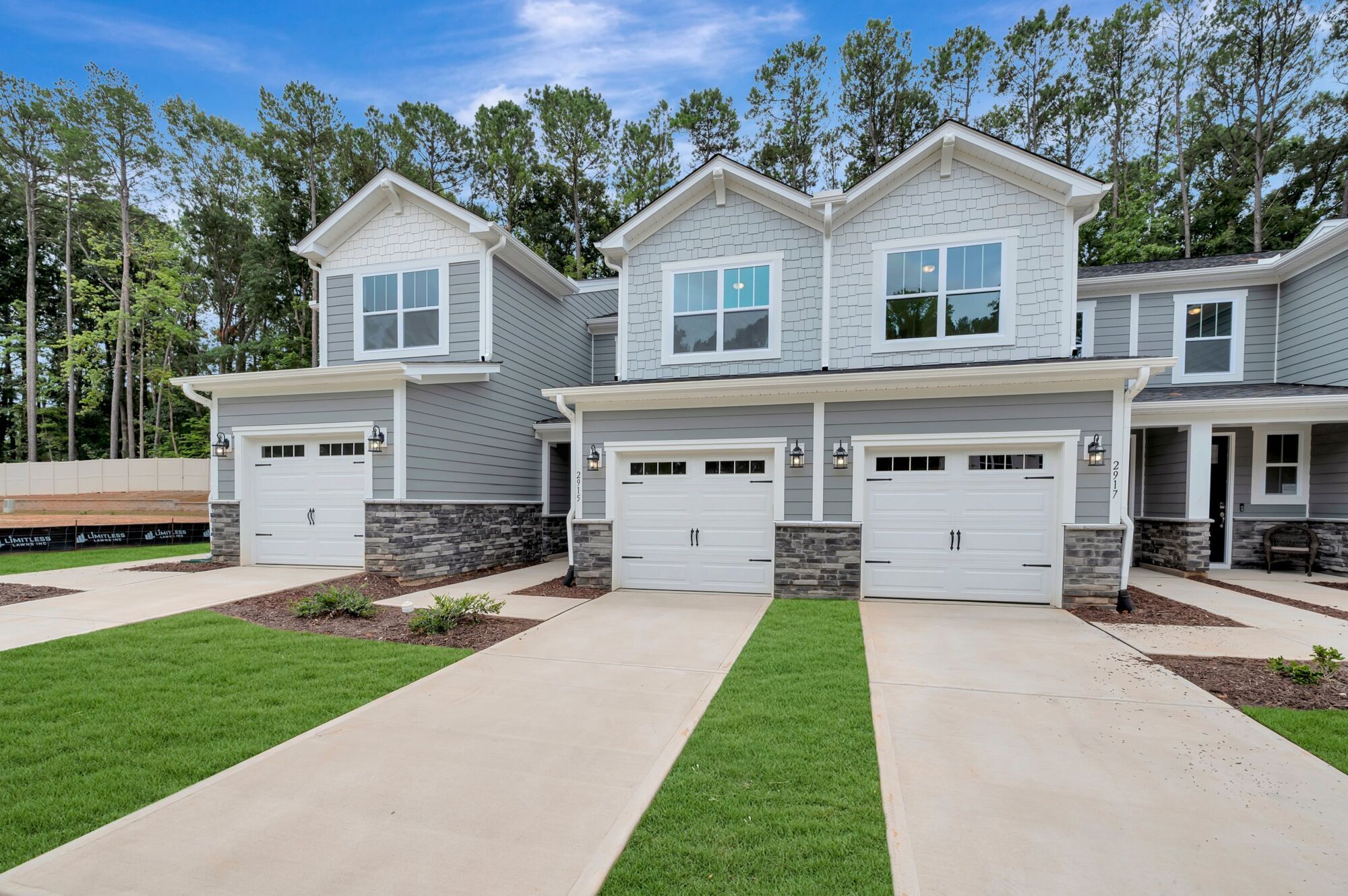 2915 SPRING MANOR WAY (Hallie)