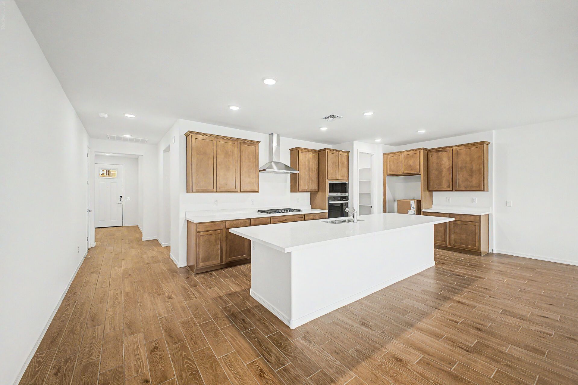 810 W ANGELINA DR (Aqua)