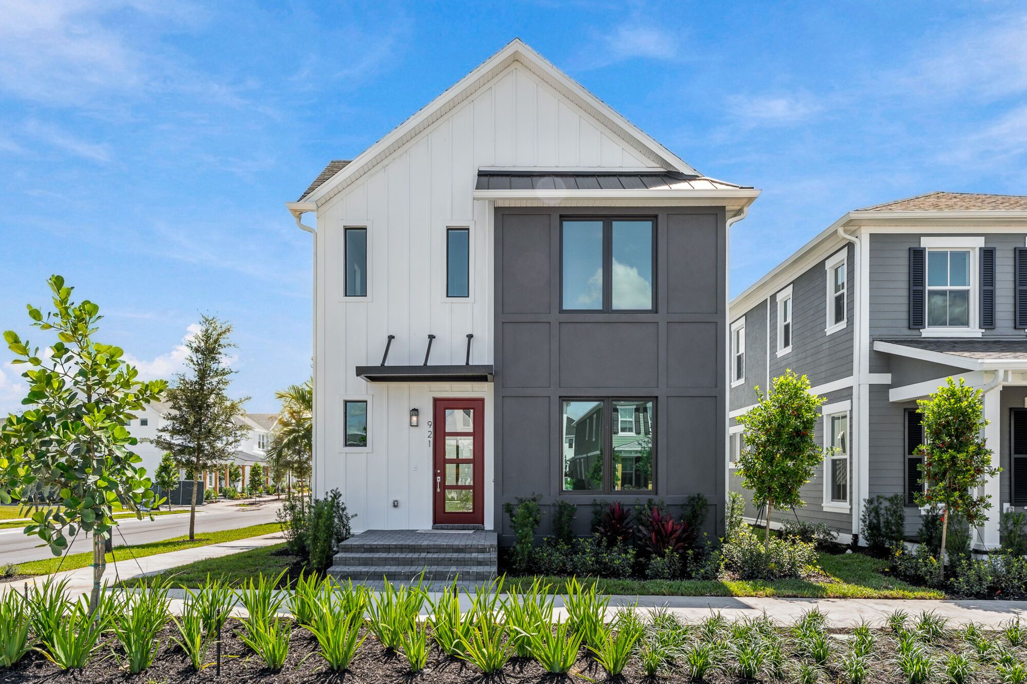 921 SW NEWFIELD AVE (Marguerite)