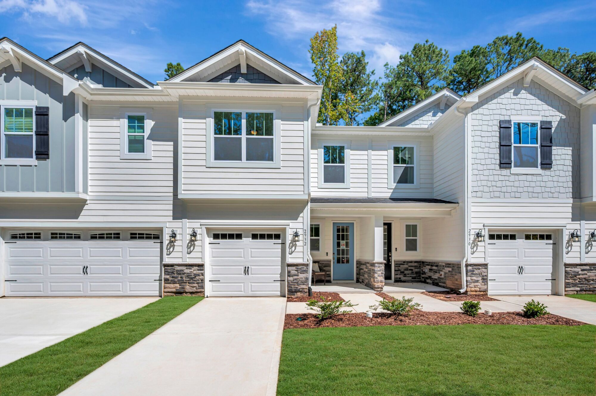 2932 SPRING MANOR WAY (Aurora)