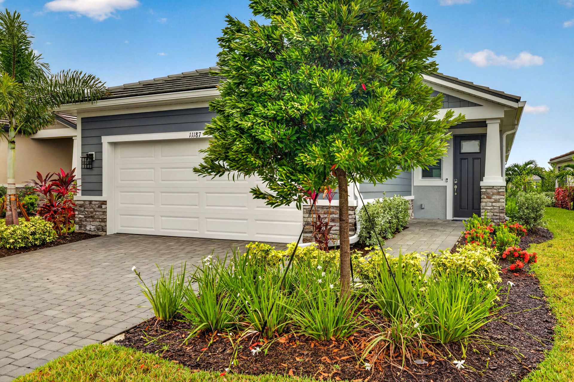 Craftsman exterior style