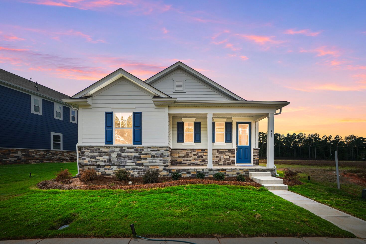 449 Spire Street (Lucie)