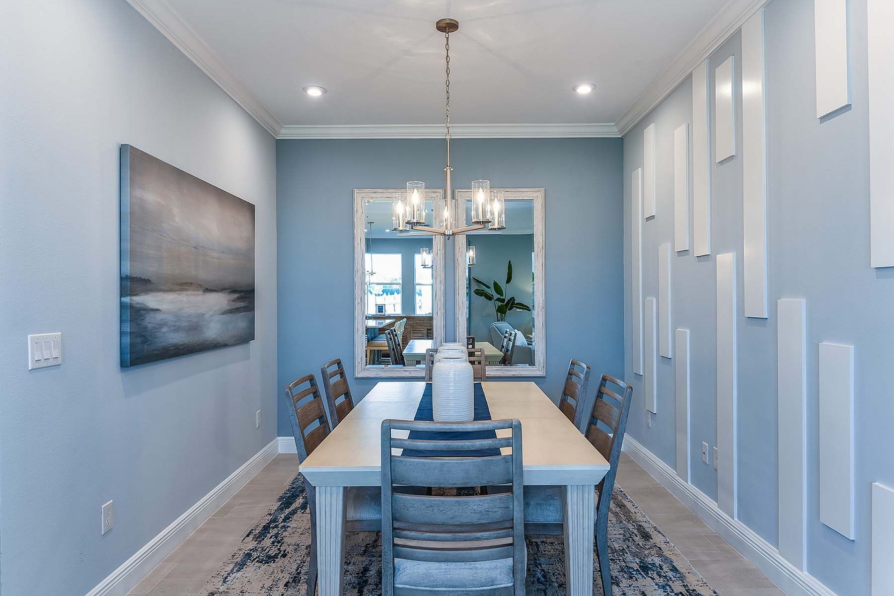 Model Dining