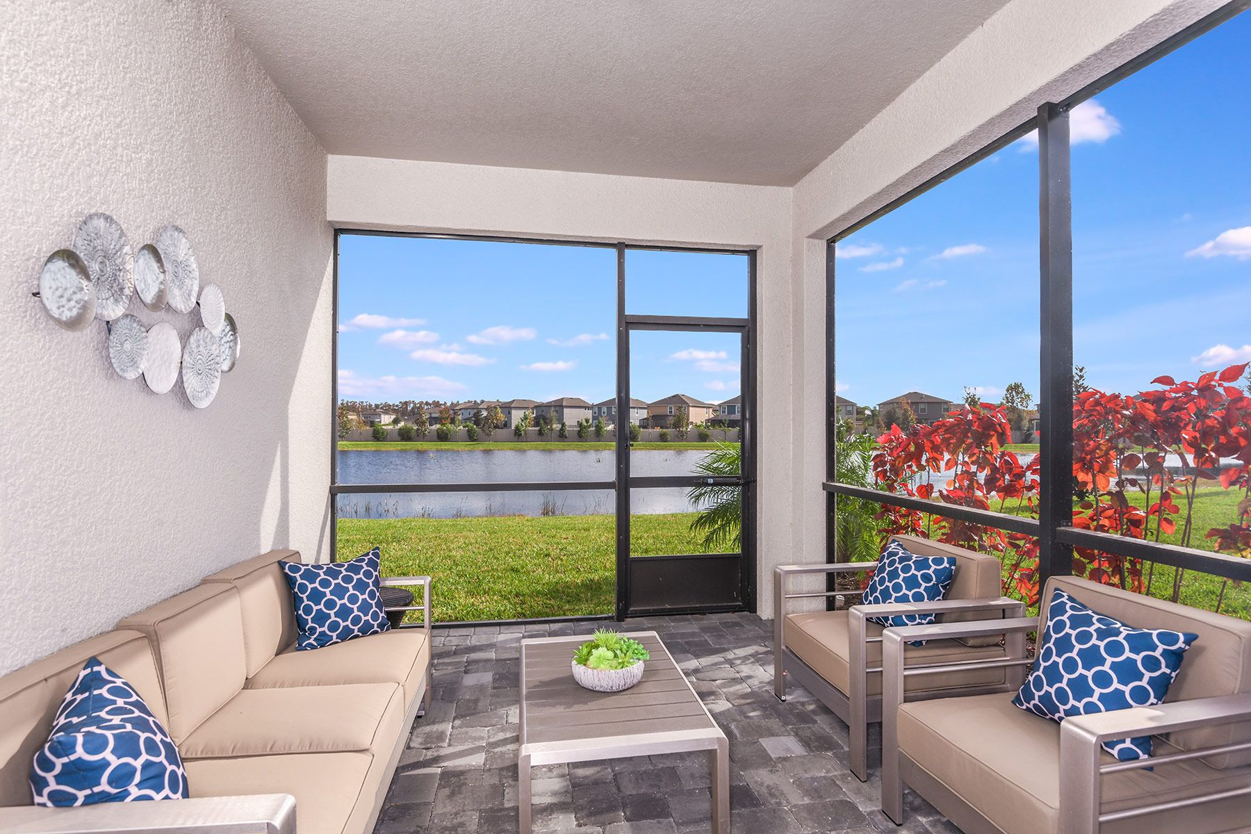 VENICE MODEL COVERED LANAI FROM AVEA POINTE COMMUNITY.