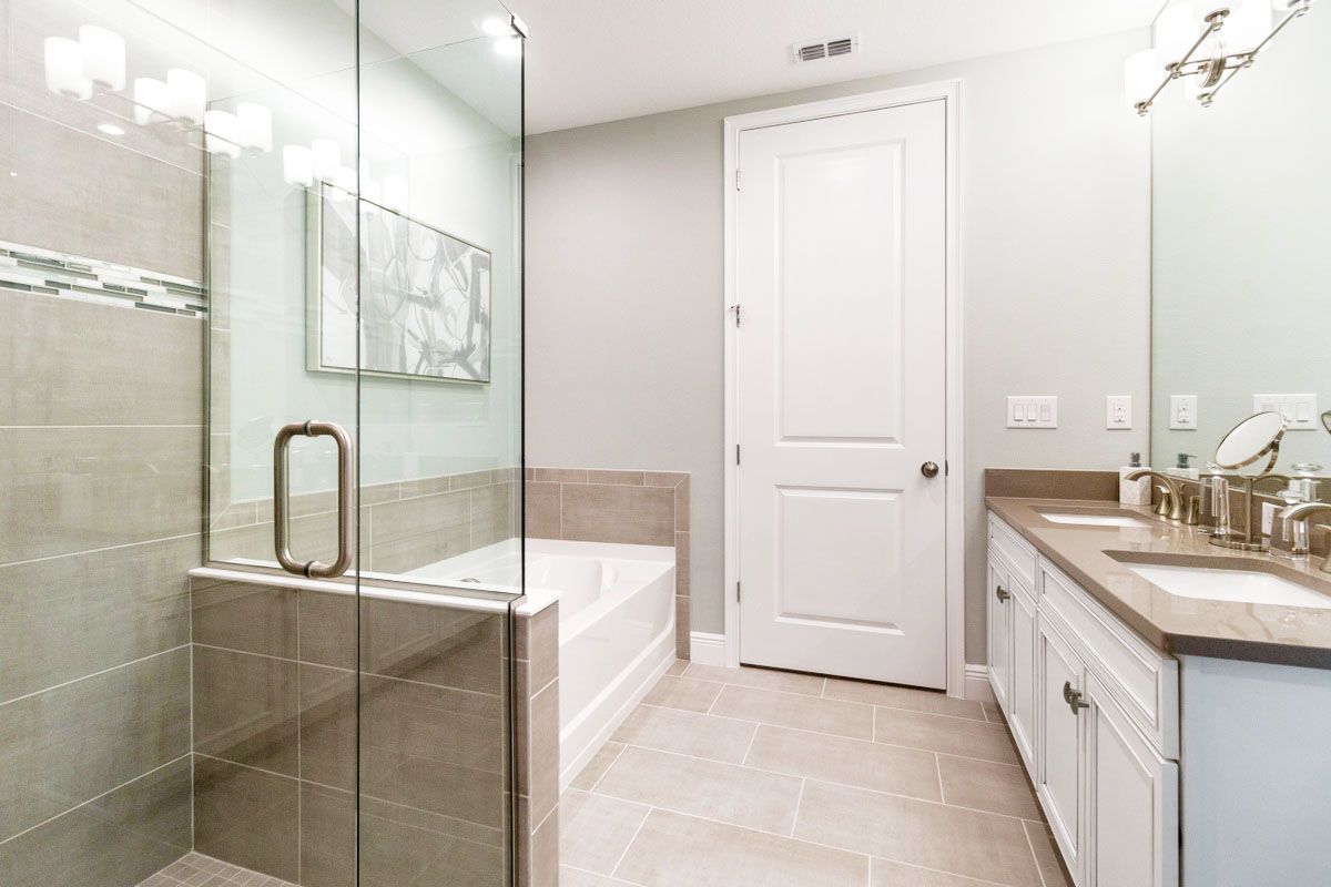 Owner's Bathroom