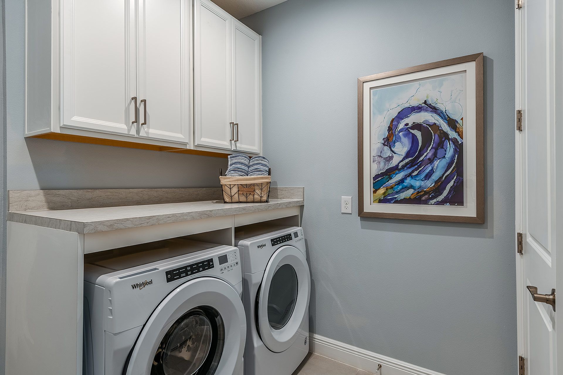 Oceana - Laundry Room 