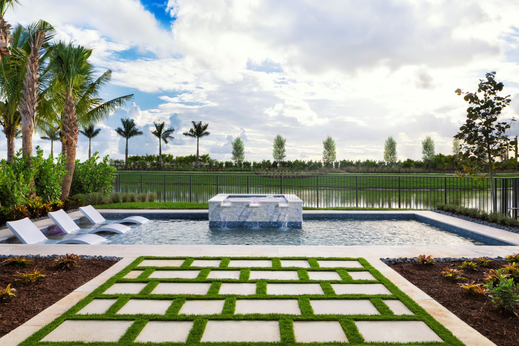 Haven - Pool