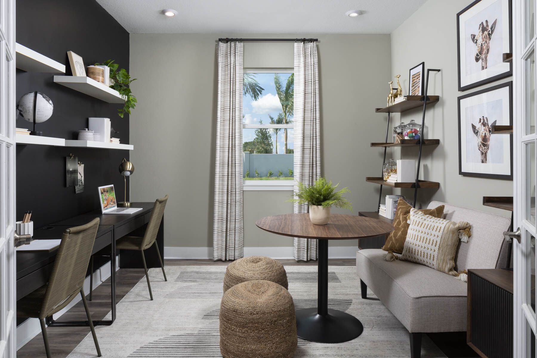 Versatile flex room