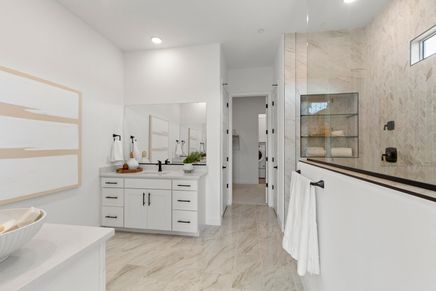 Owner's Bath