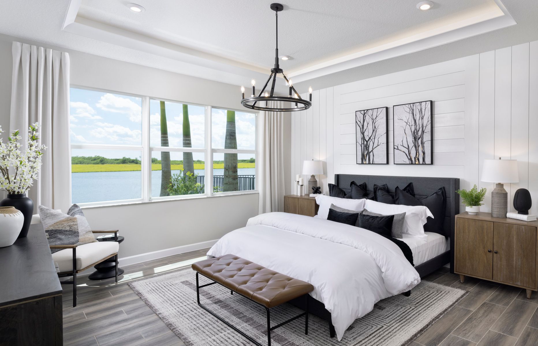 Dahlia Owner's Suite