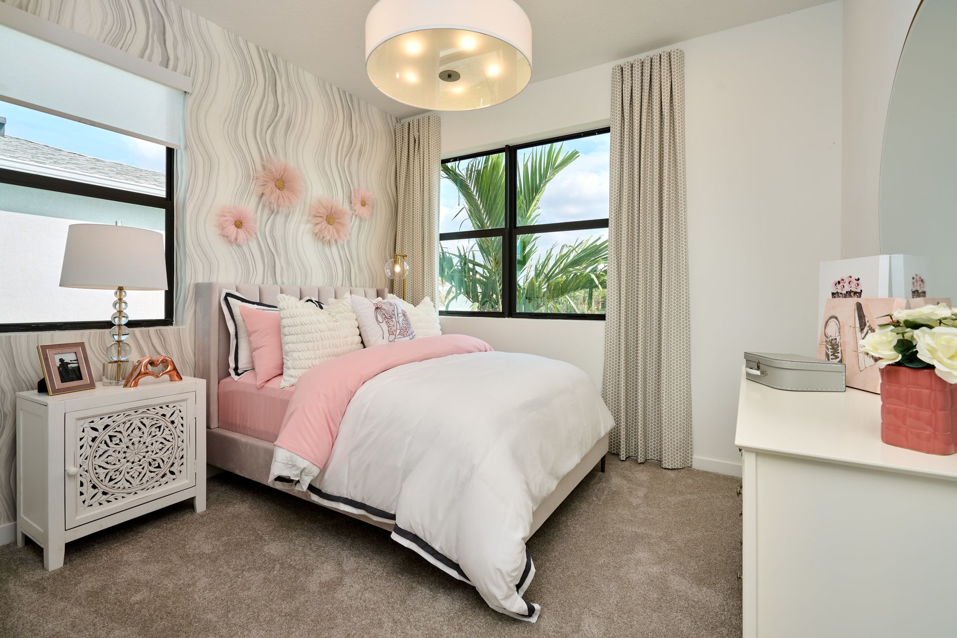 Ellery Bed 3
