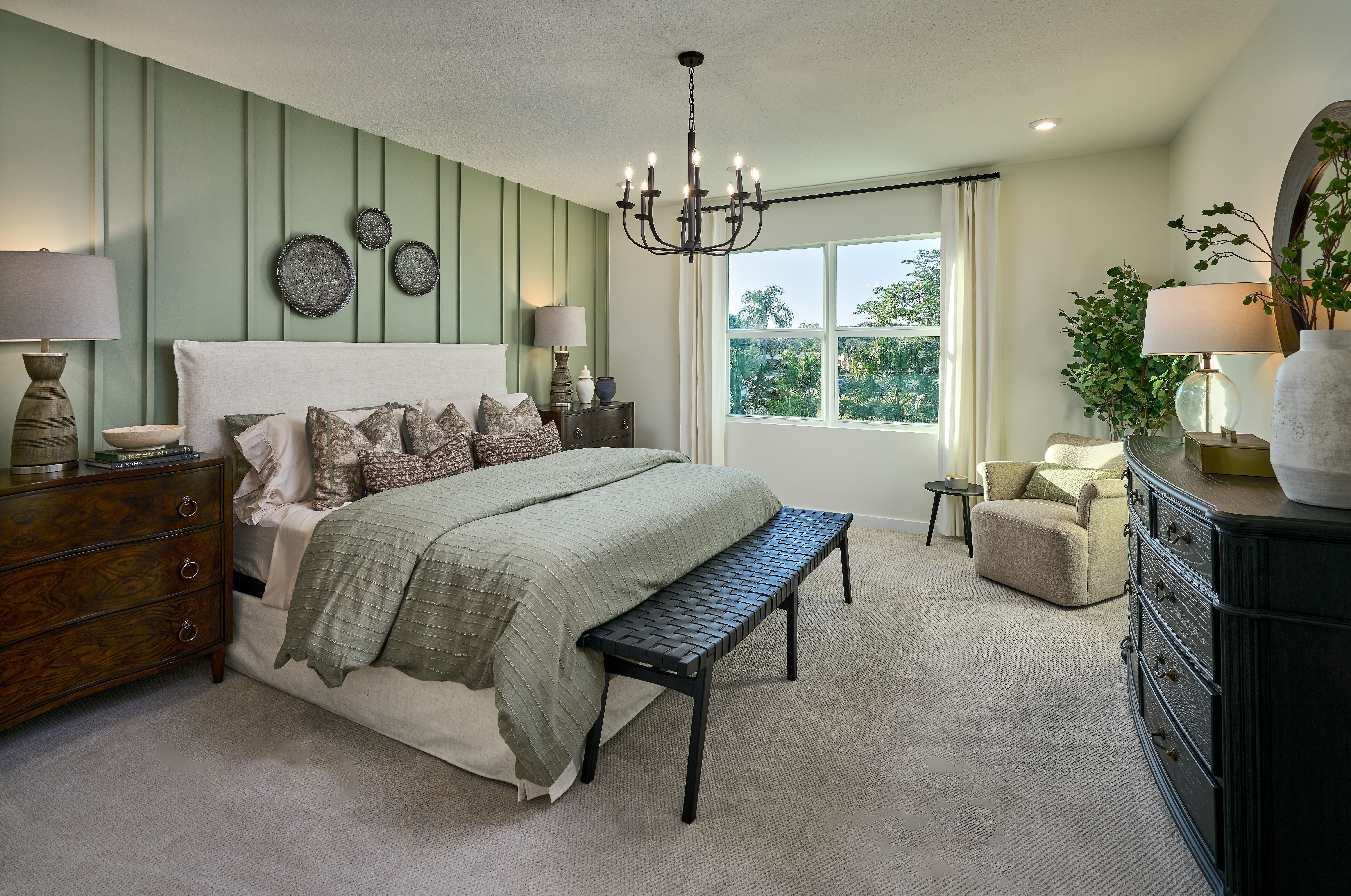 Saratoga Owner's Bed