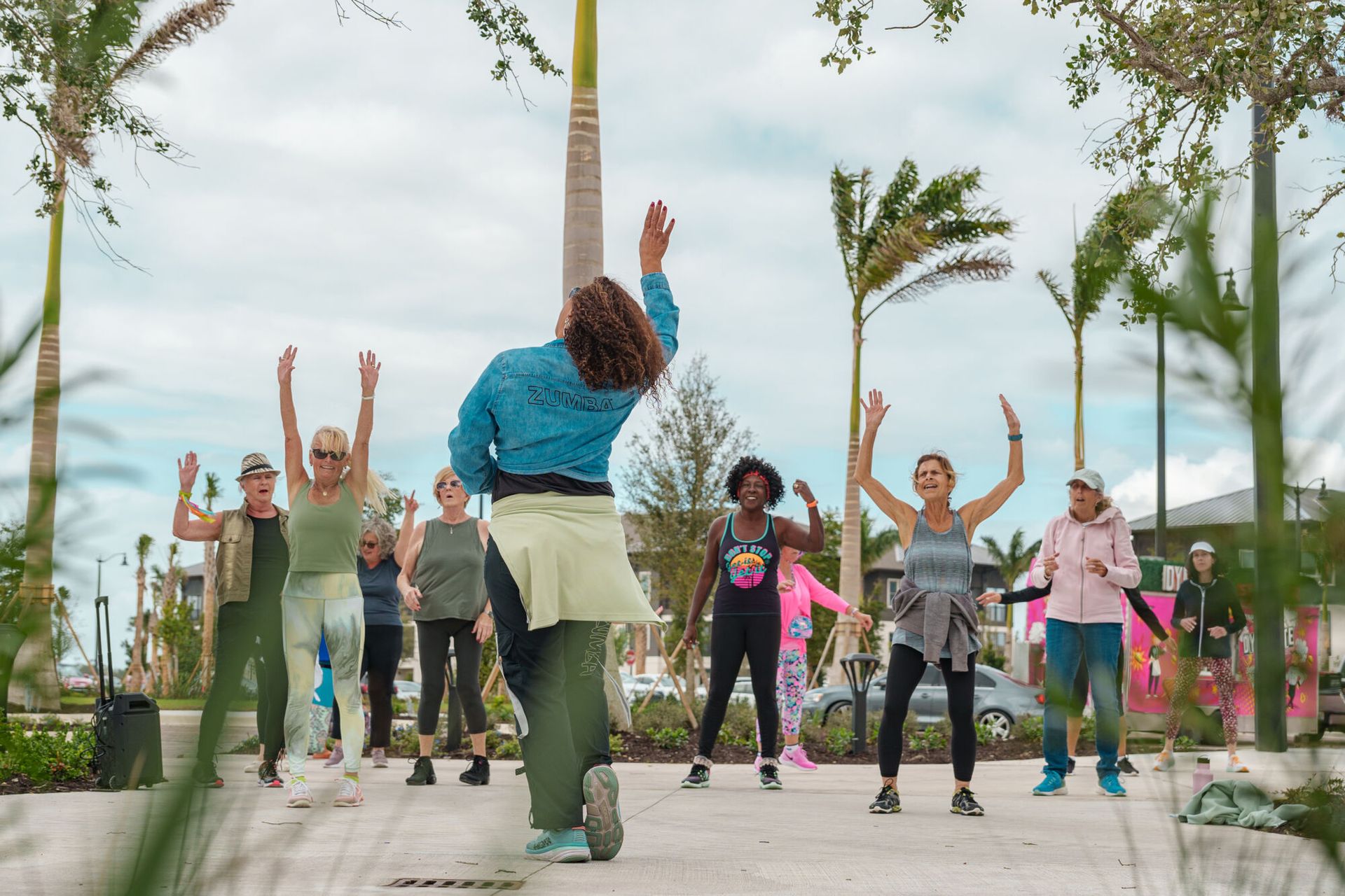 Monday Zumba at Downtown Wellen