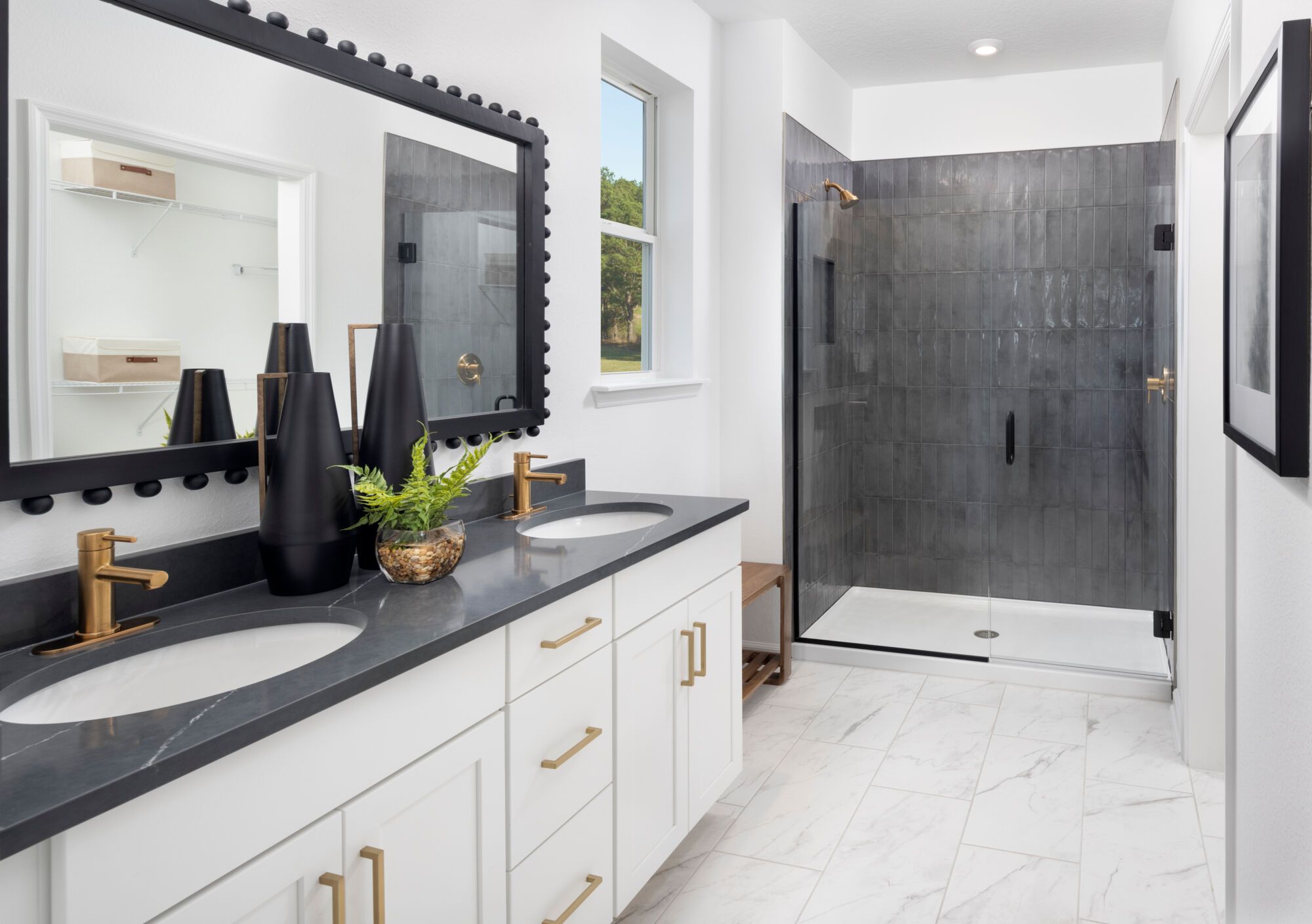 Arcadia Model Owner's Bath