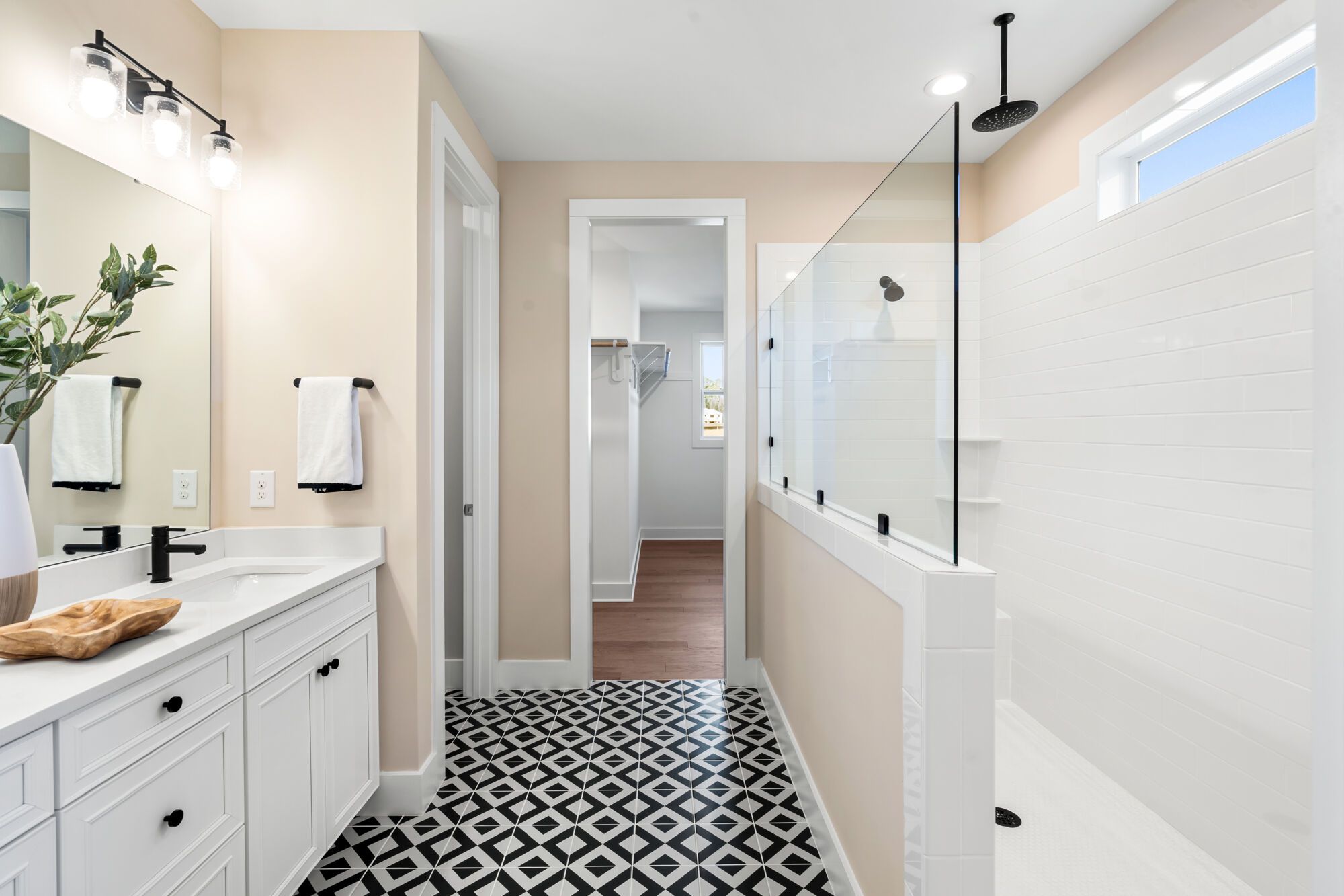 Eldorado Model Home - Owner's Super Shower