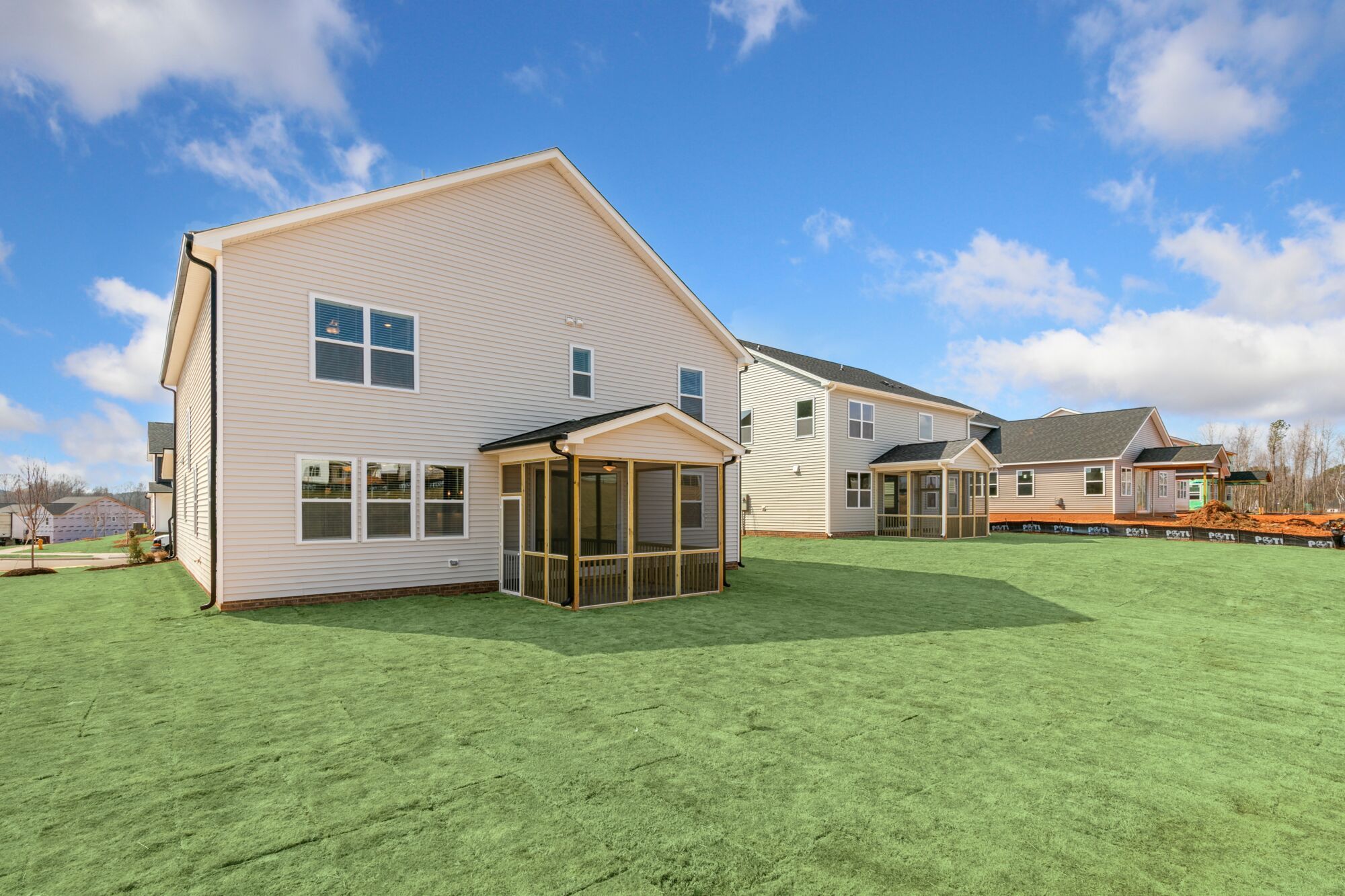 221 Sprenger Street (Voyageur)