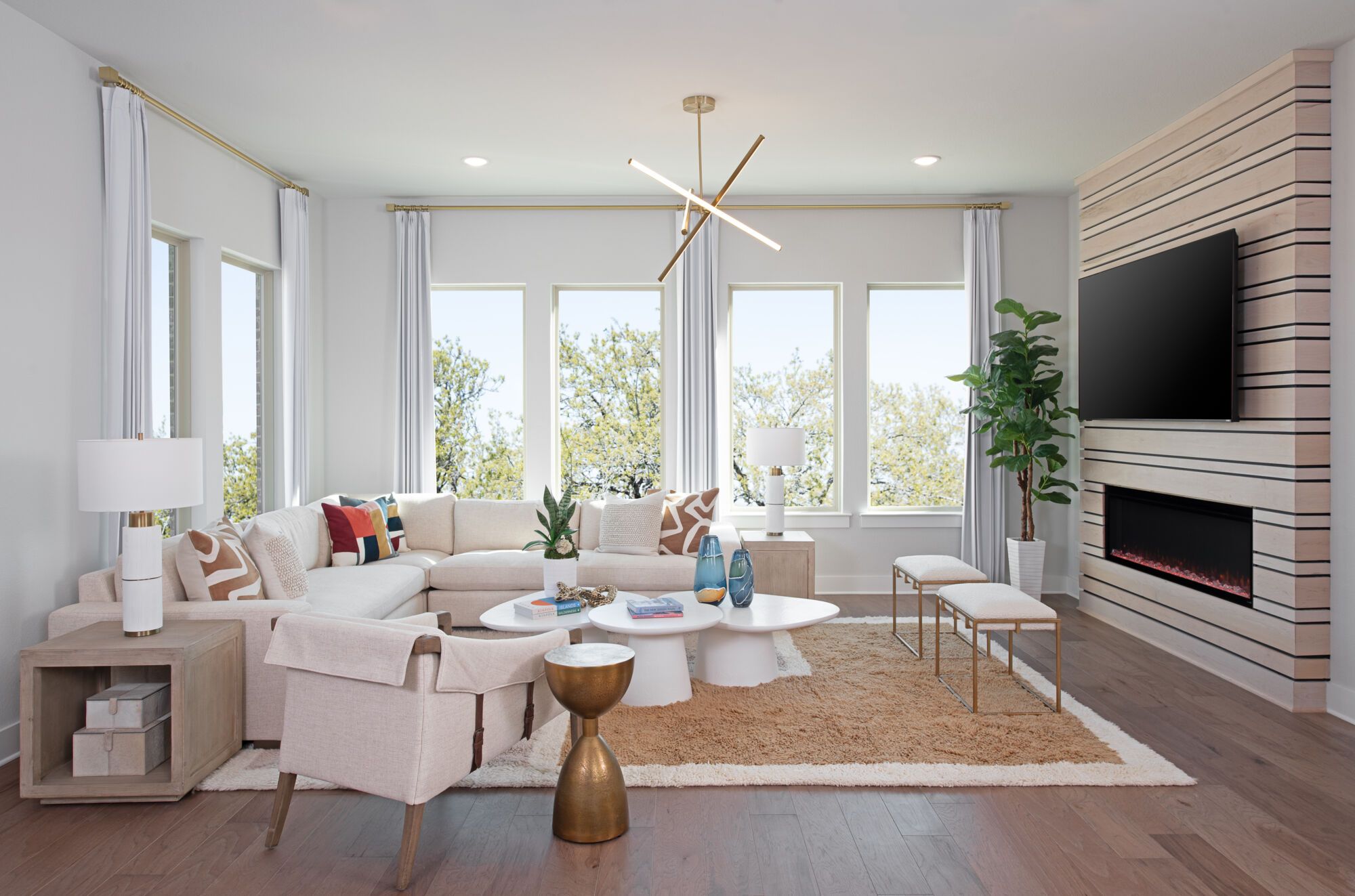 Photo representation of the Wakefield model. Colors, finishes and options will vary.