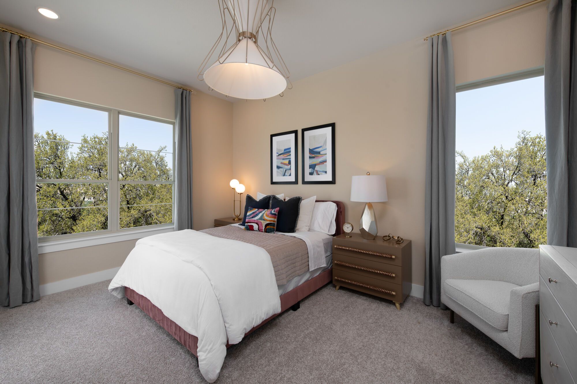 Photo representation of the Wakefield model. Colors, finishes and options will vary.