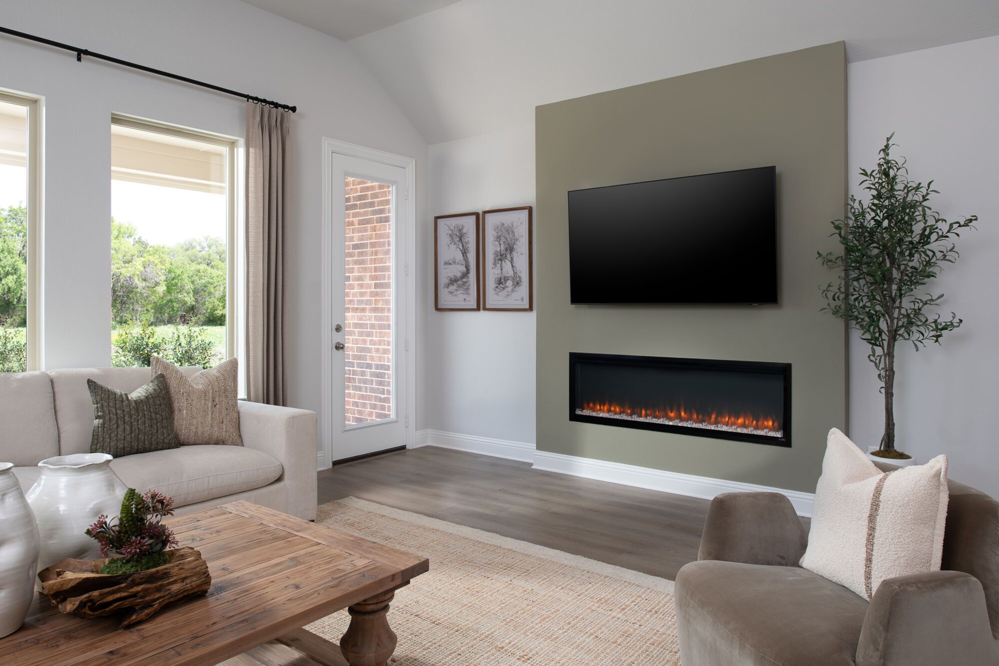 The Henley III Model Great Room