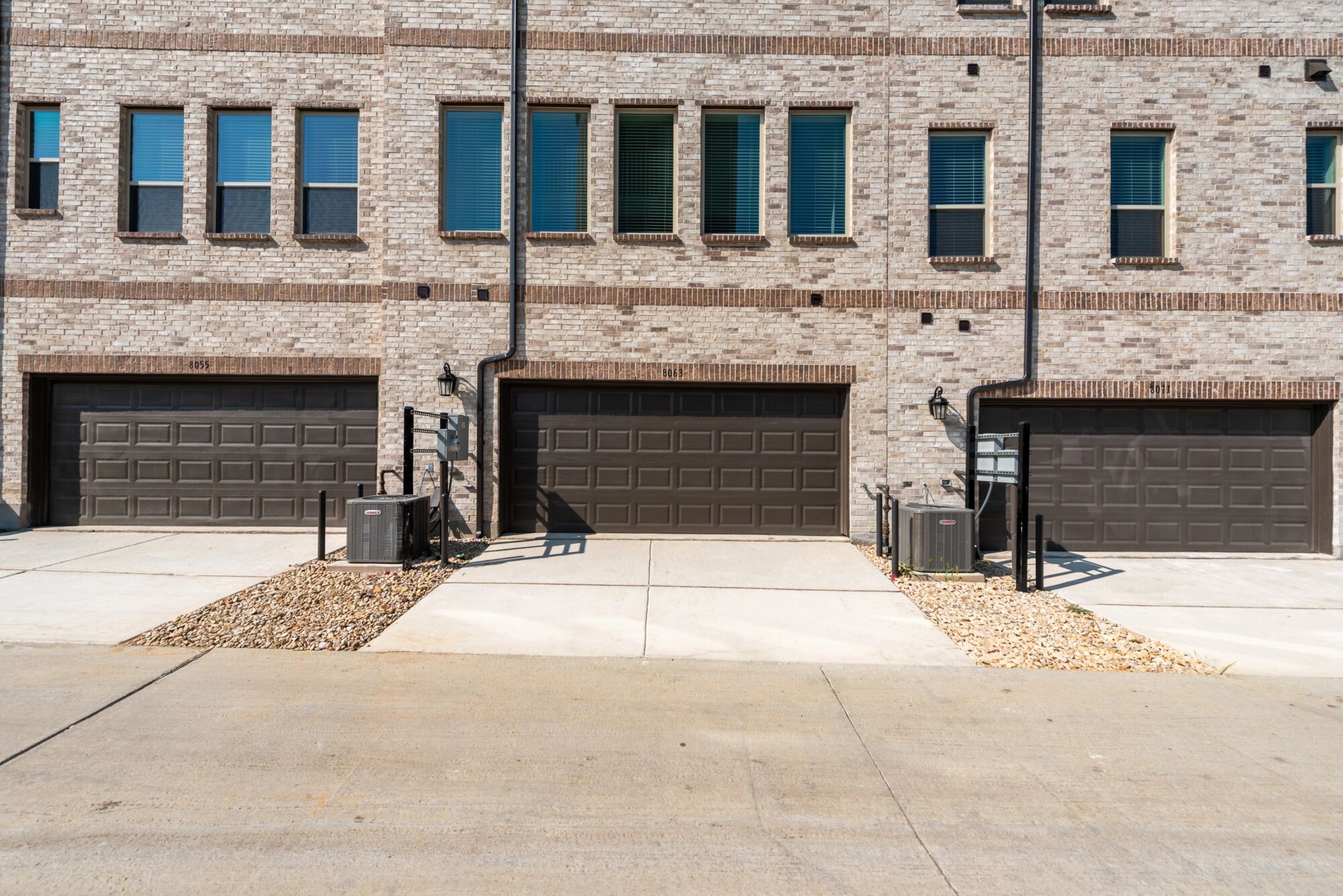 8063 Challenger Lane (Imperial)