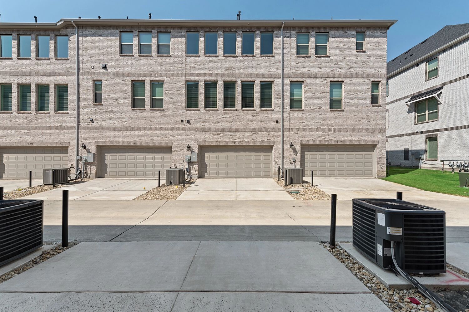 8313 Huron Peak Drive (Imperial)