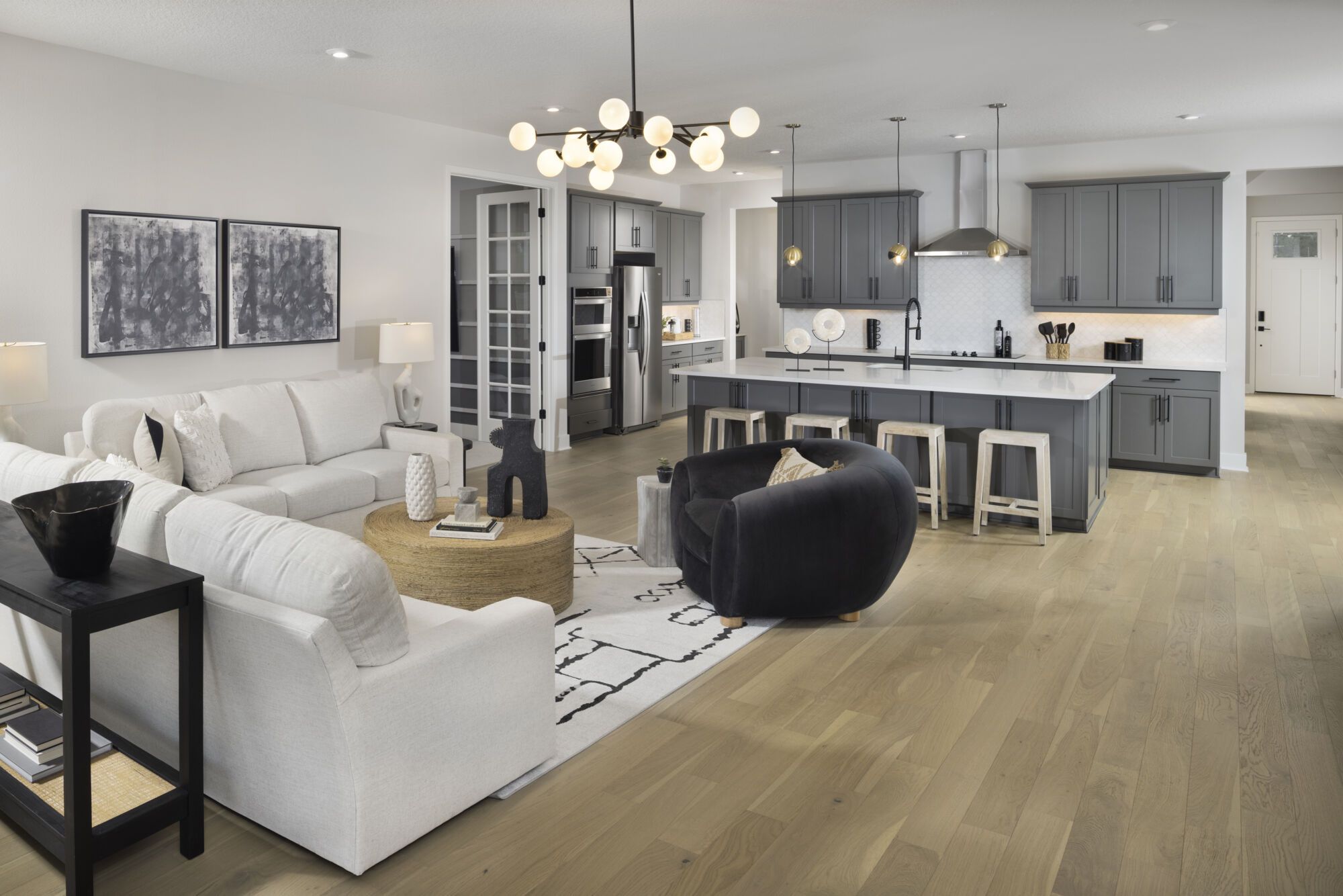 Airy Great Rooms
