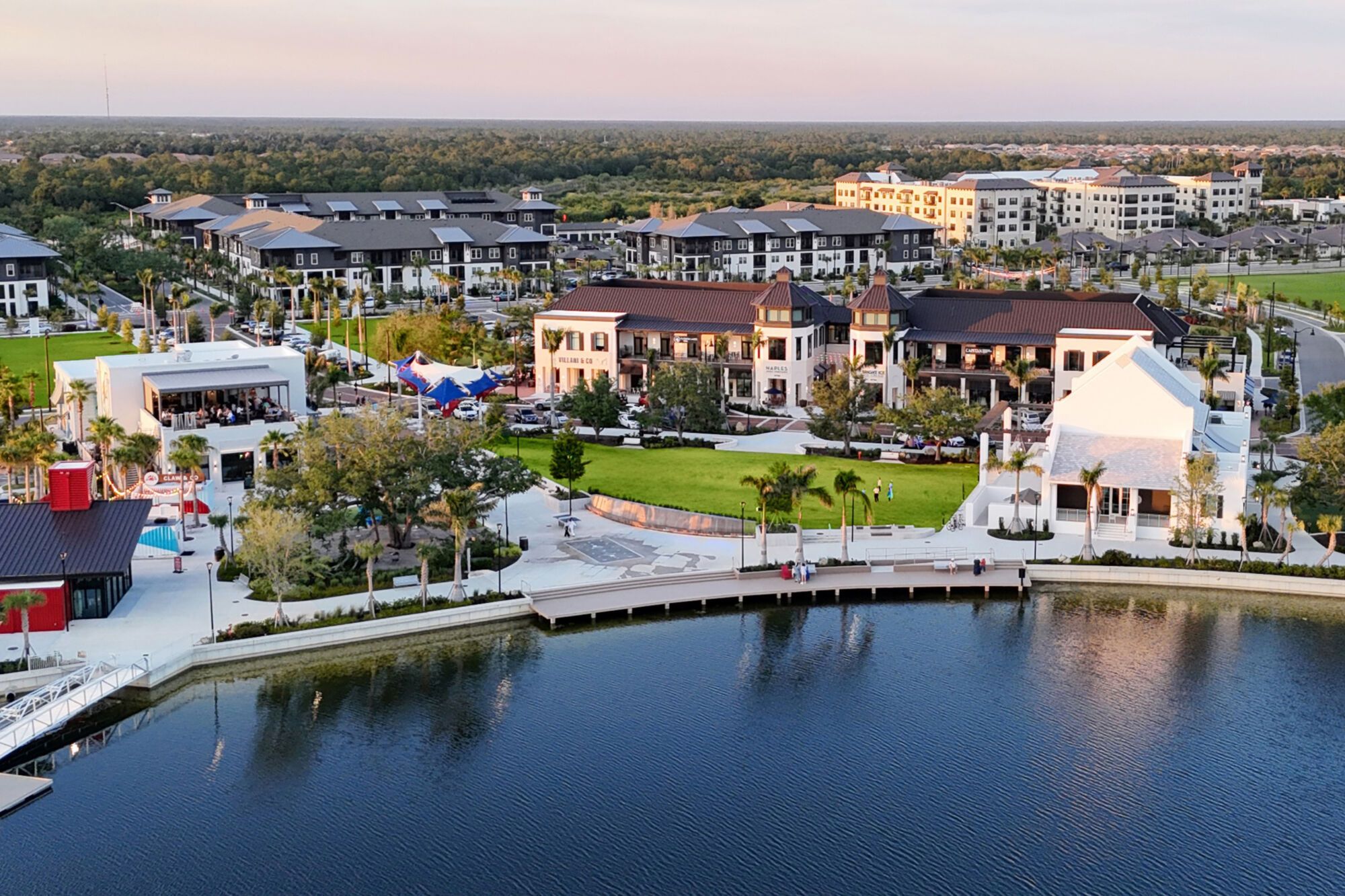 Nearby Lakefront Downtown Wellen