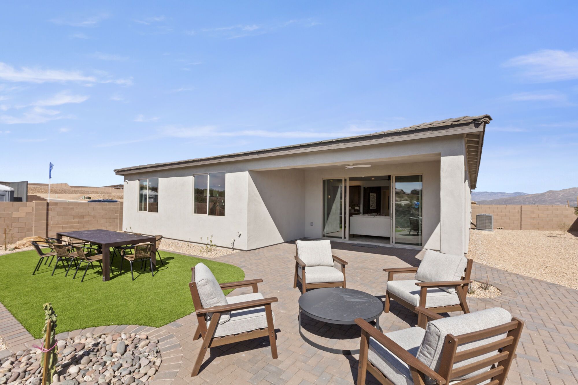 Cantabria Mercury Model -  Back Patio