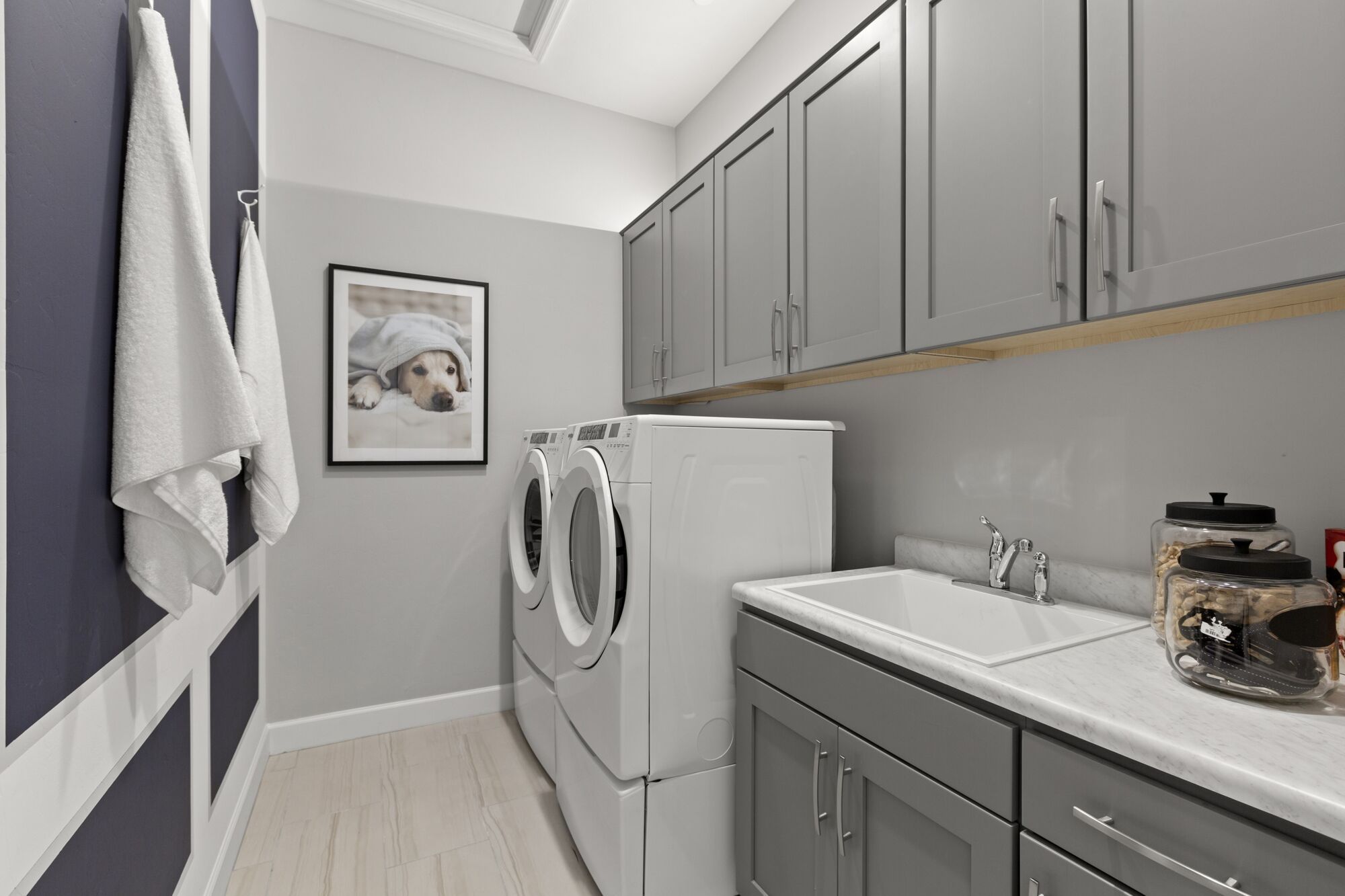 Cantabria Sepia Model - Laundry Room