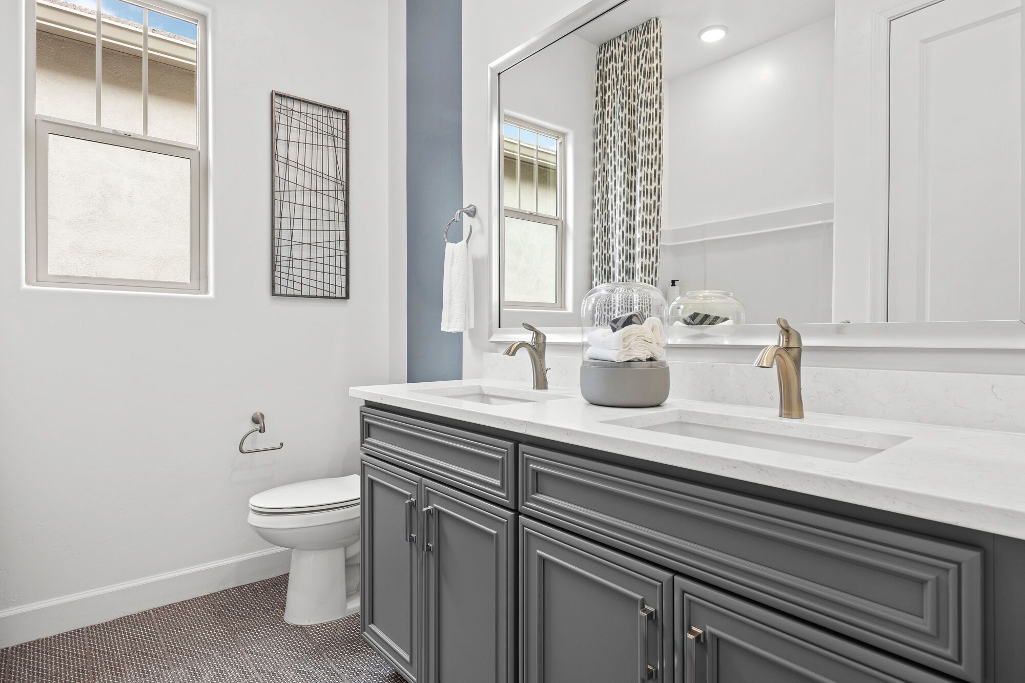 Mint Model Home - Bath3