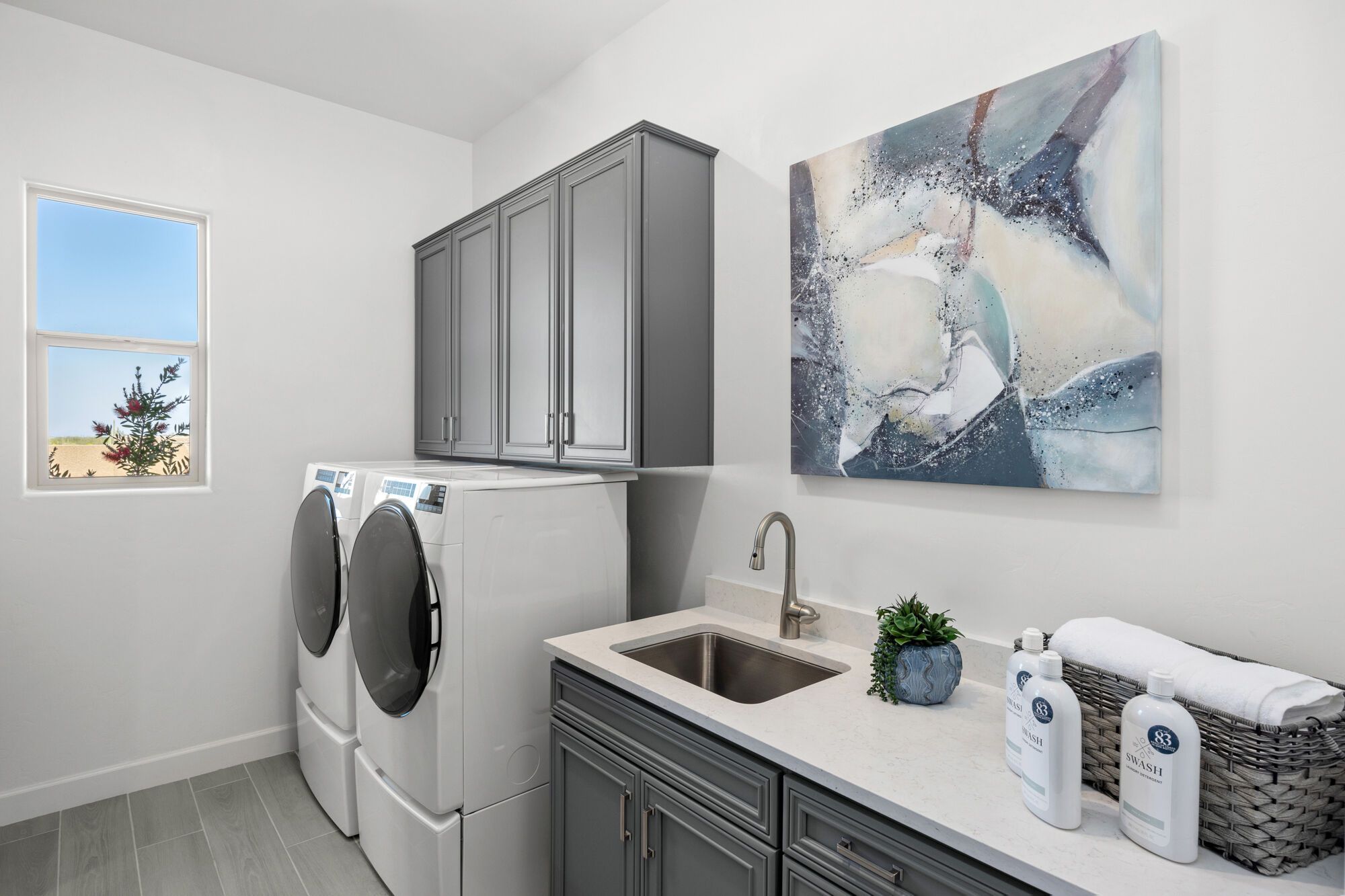 Mint Model Home - Laundry Room