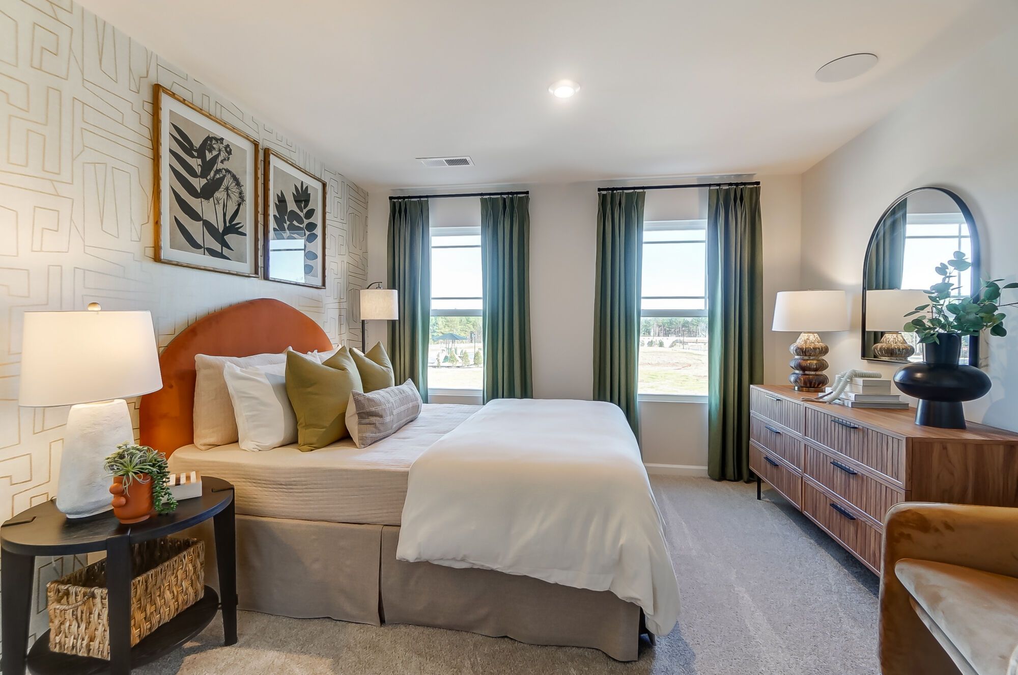 Photo representation of the Sierra plan. Colors, finishes and options will vary.