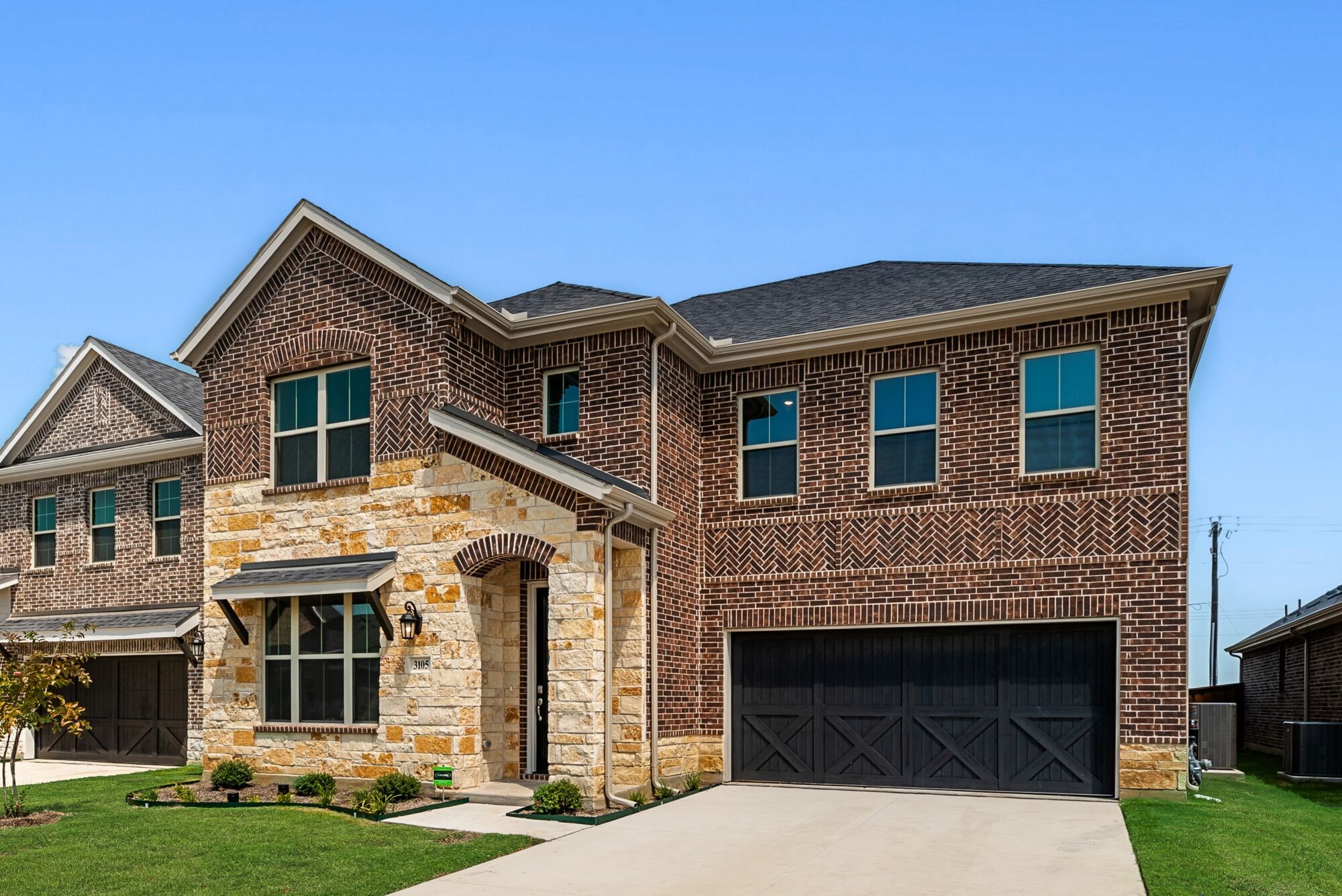 3105 Arthurdale Street (Julieta)