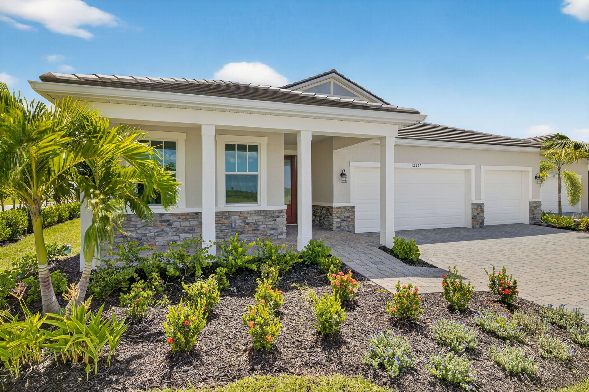 Isle Royal - Sunstone Lakeside at Wellen Park: Venice, Florida - Mattamy Homes