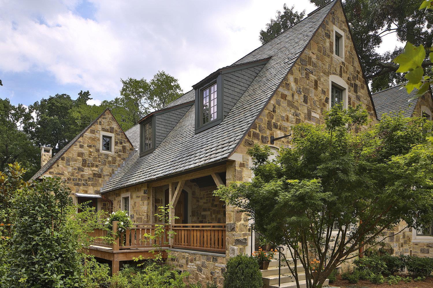 casa en McGuire Construction por McGuire Construction