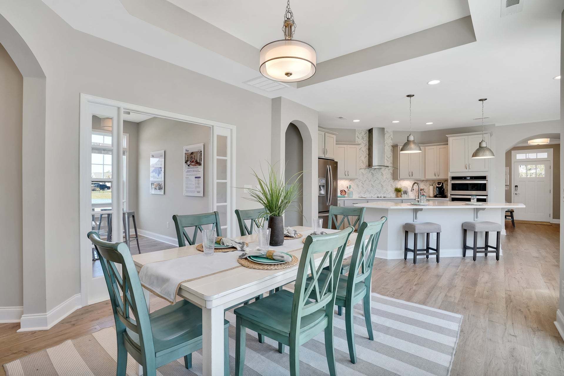 Portico Dining