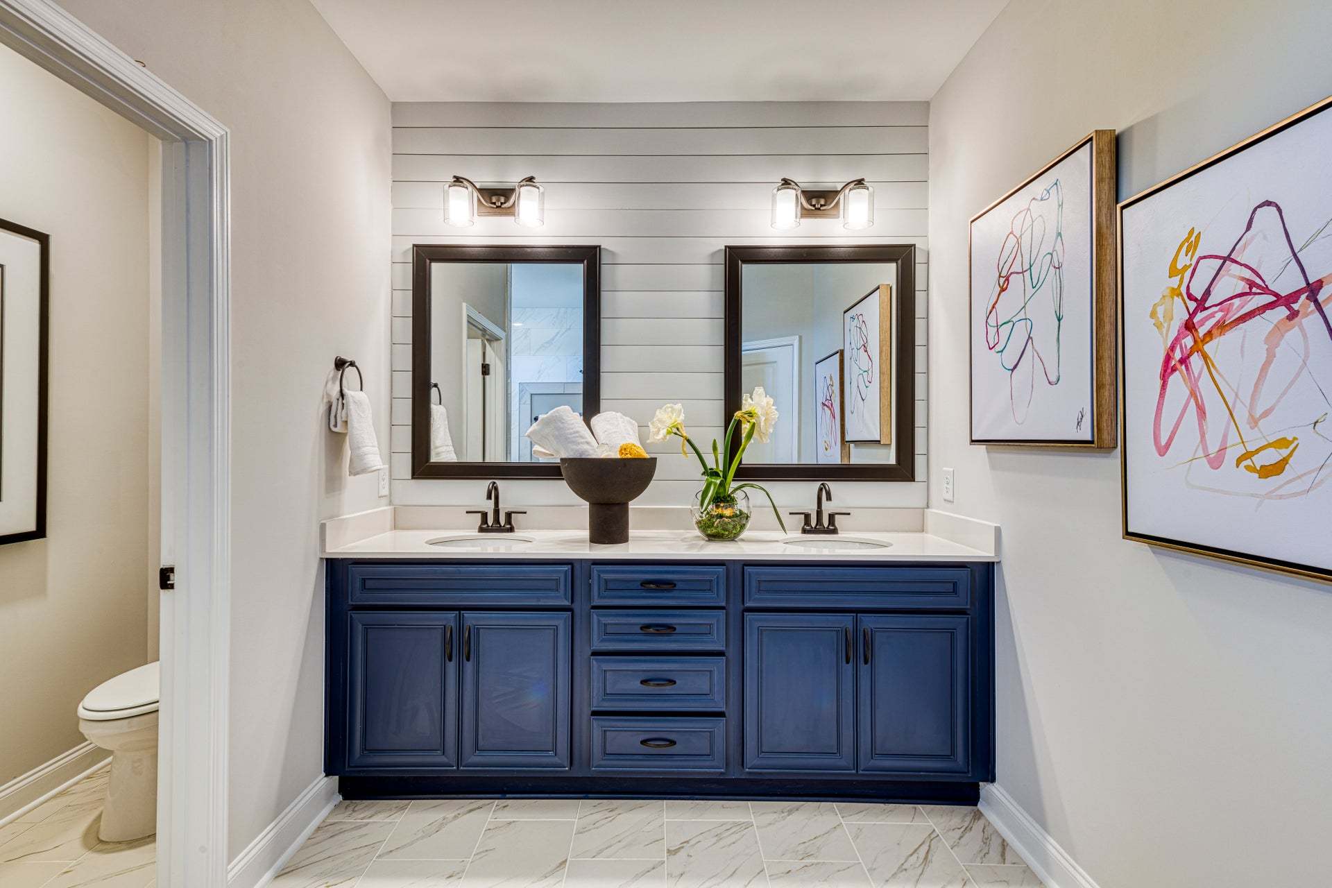 Promenade Bathroom