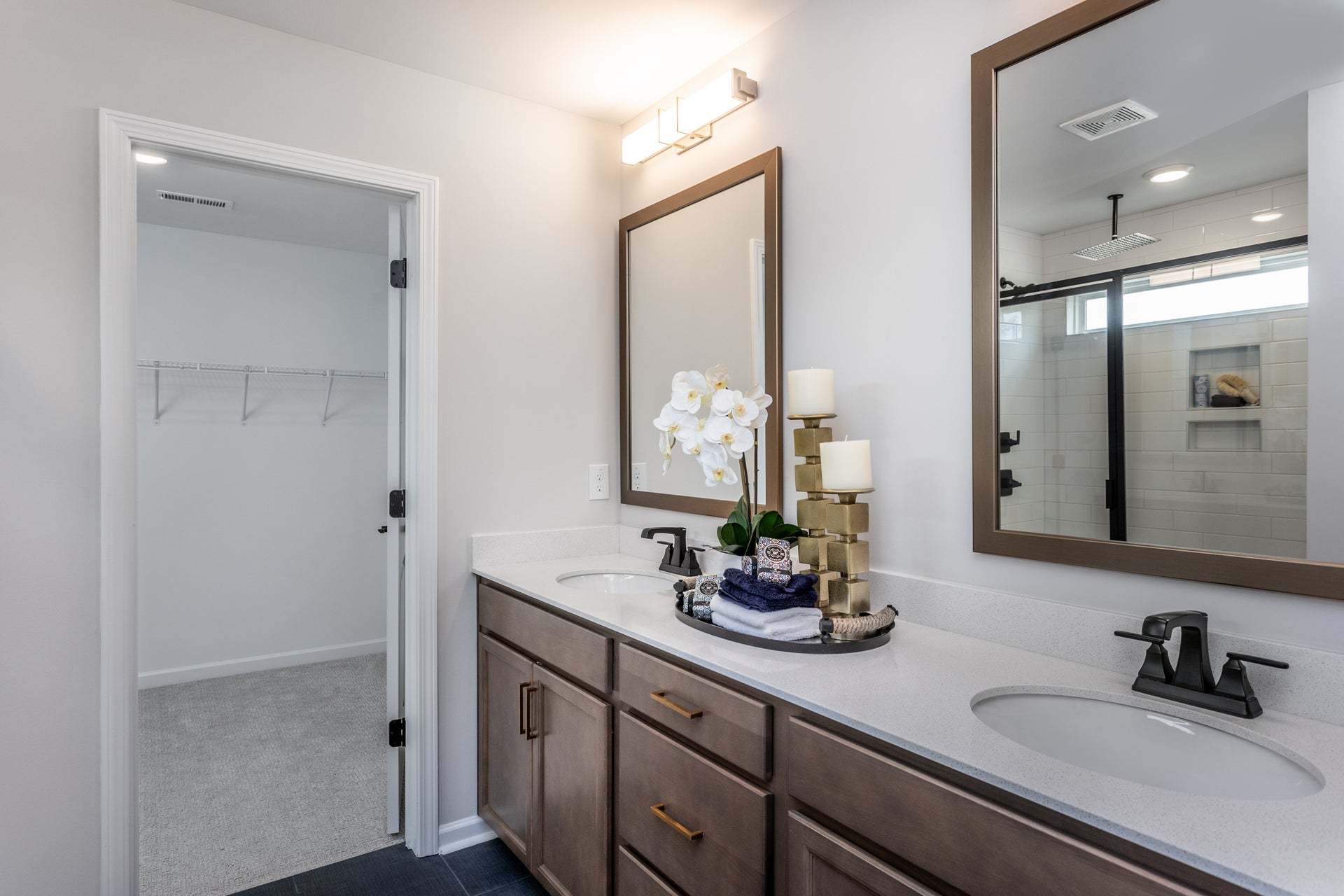 McKimmon Malb - Bathroom