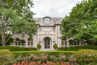 McKinley Built Homes por McKinley Built Homes en Dallas Texas