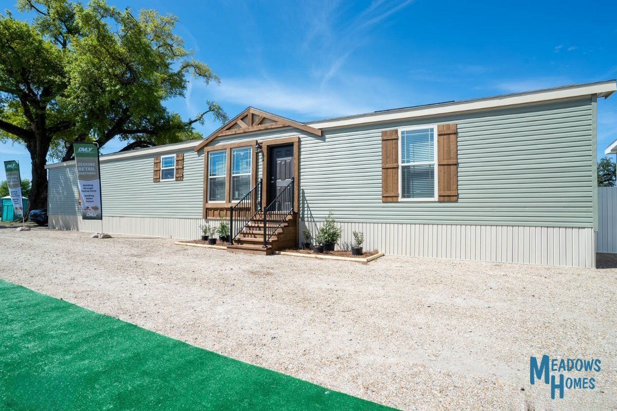 casa en Meadows Homes por Meadows Homes