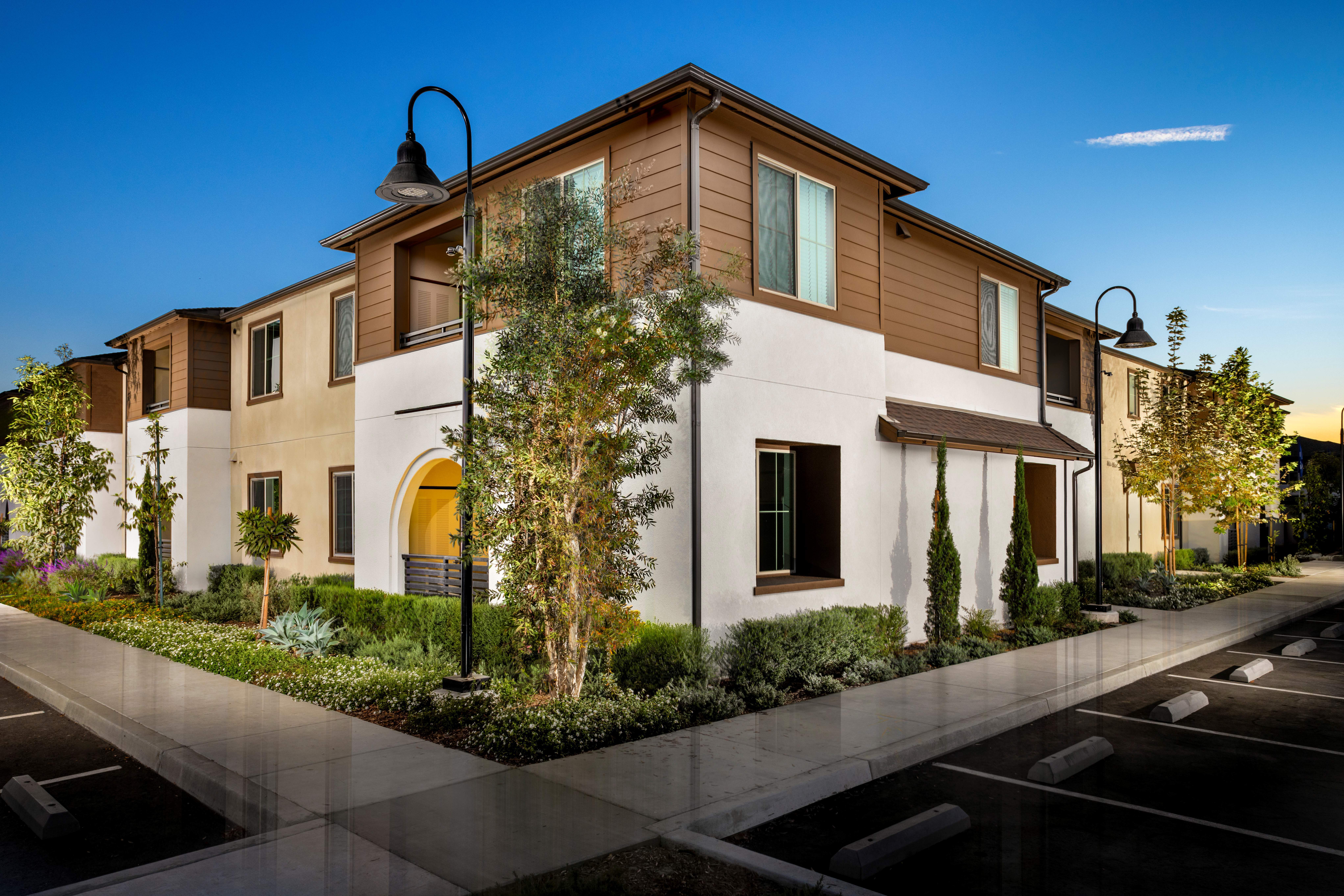 9470 Moody Street. Cypress, CA 90630