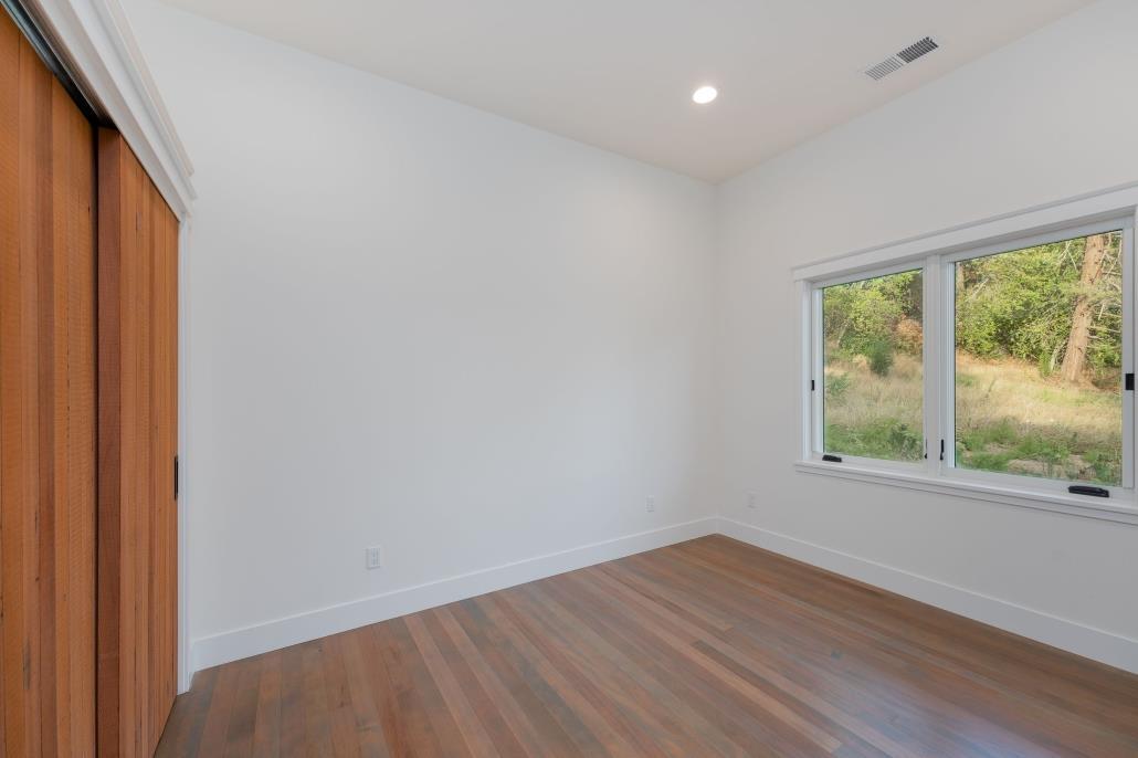 casa en Menton Builders, Inc. por Menton Builders, Inc.