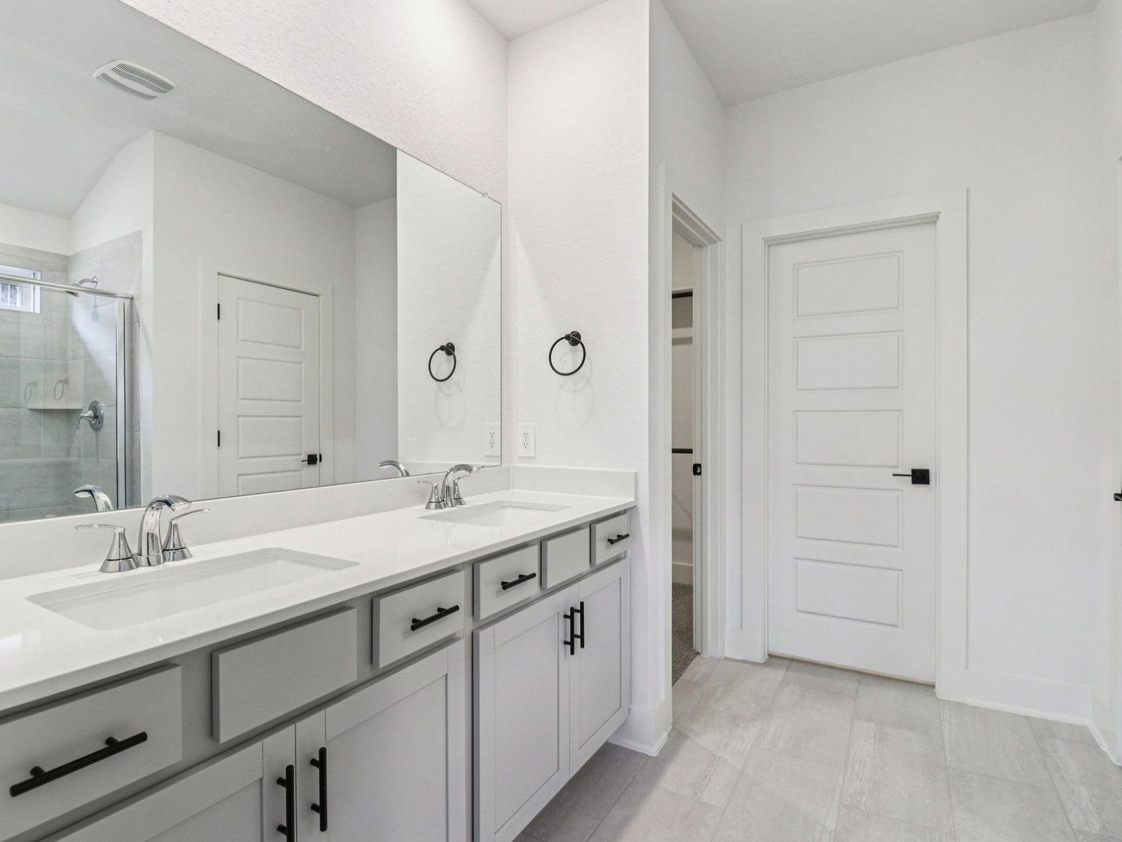 Primary Suite Bathroom